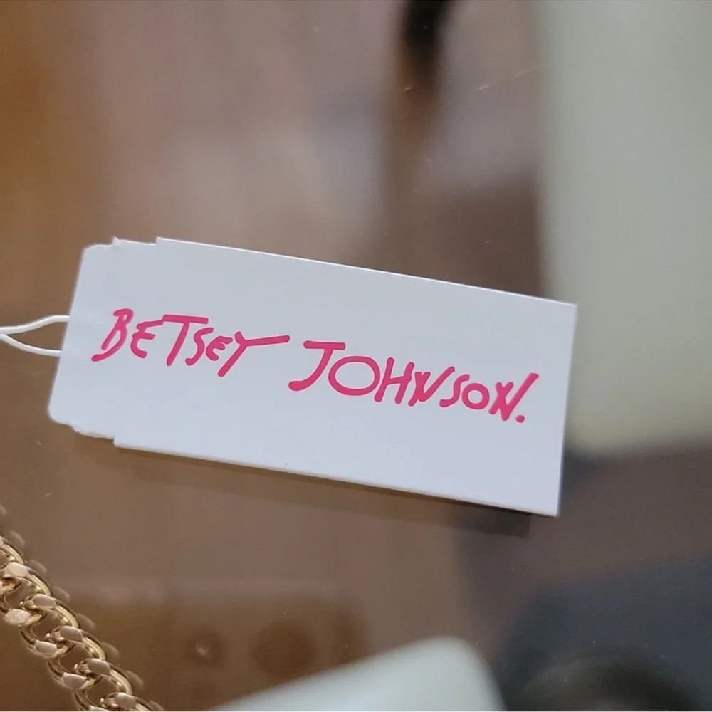 Betsey Johnson necklace - Picture 4 of 7
